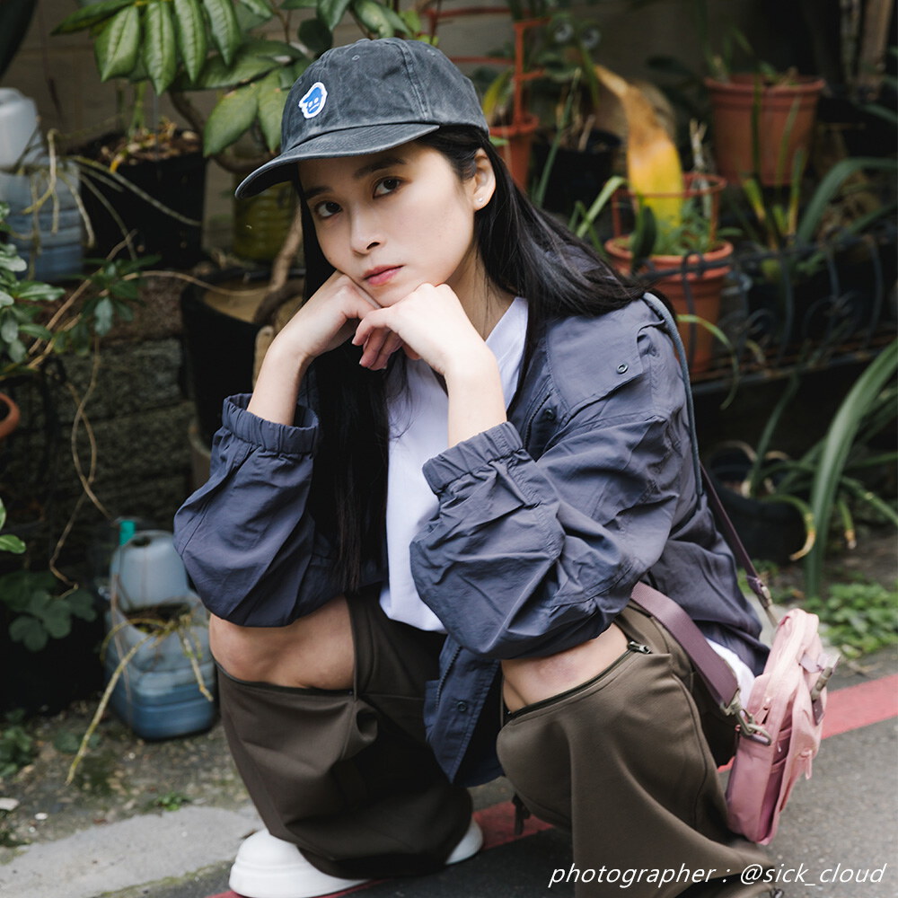 小P社長logo老帽