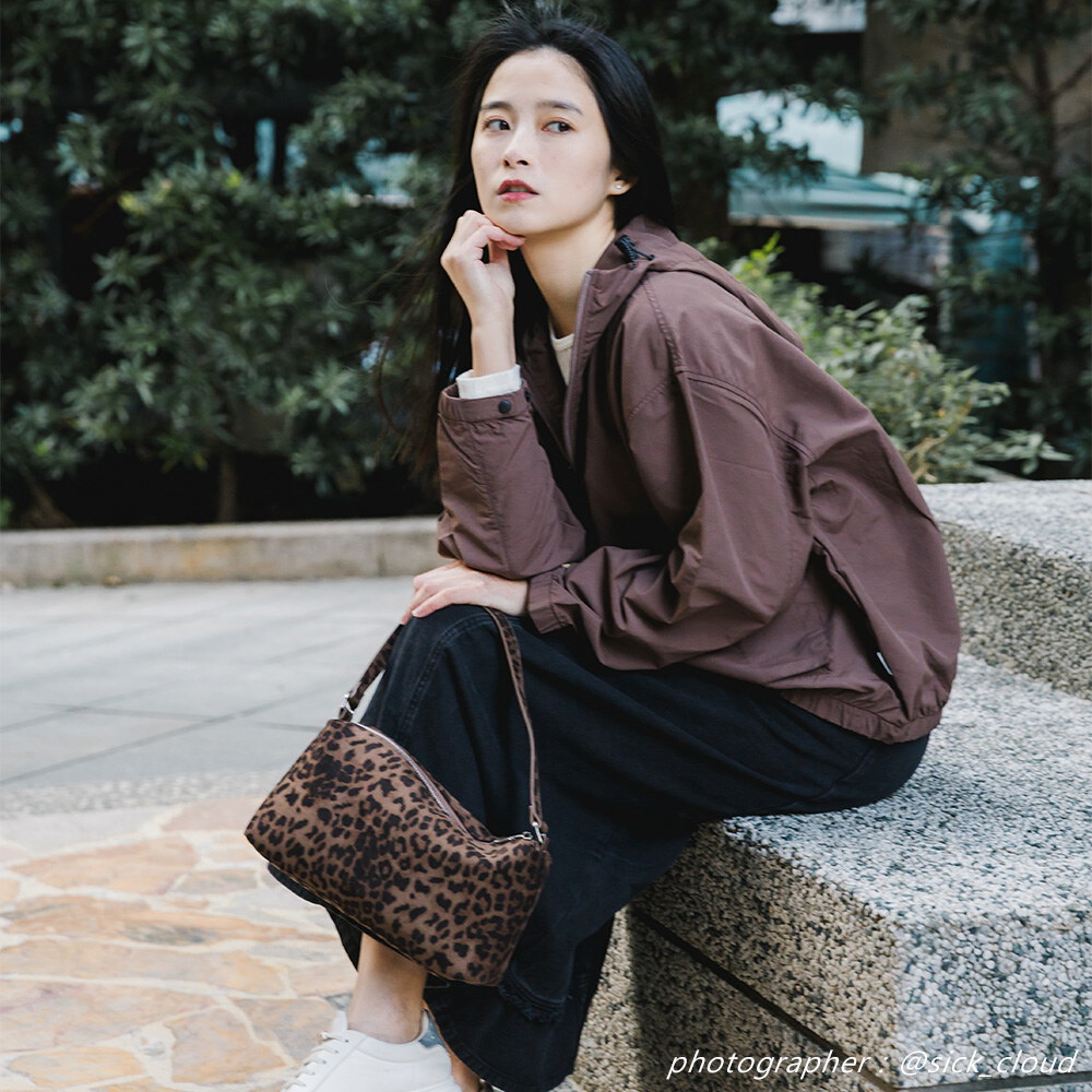 絨面皮感單肩包