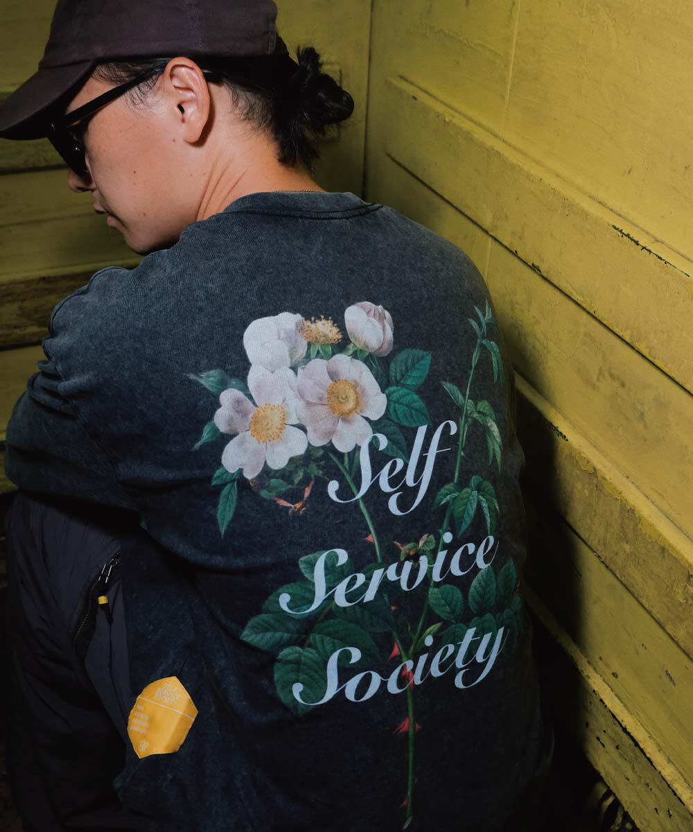 品牌花卉長袖上衣 Brand Logo Flower Tee