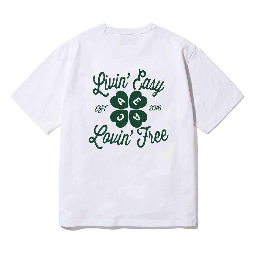幸運草印花短TEE LOVIN EASY TEE