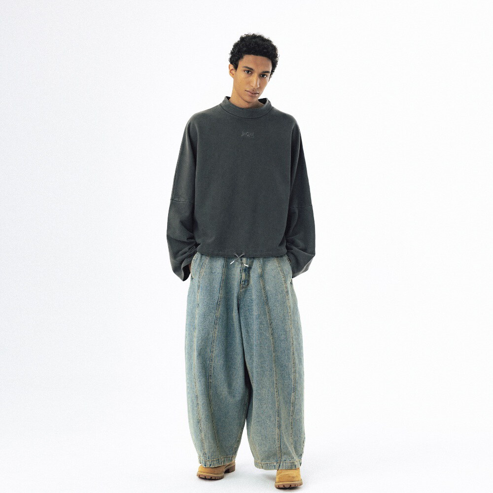 高領大學Tee Pigment High-Neck Sweat Shirt
