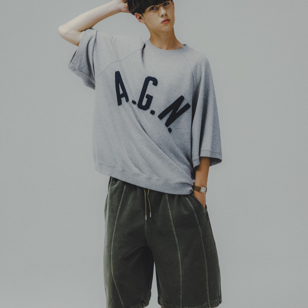 貼布短袖上衣 Applique Raglan Half Sweat Shirt