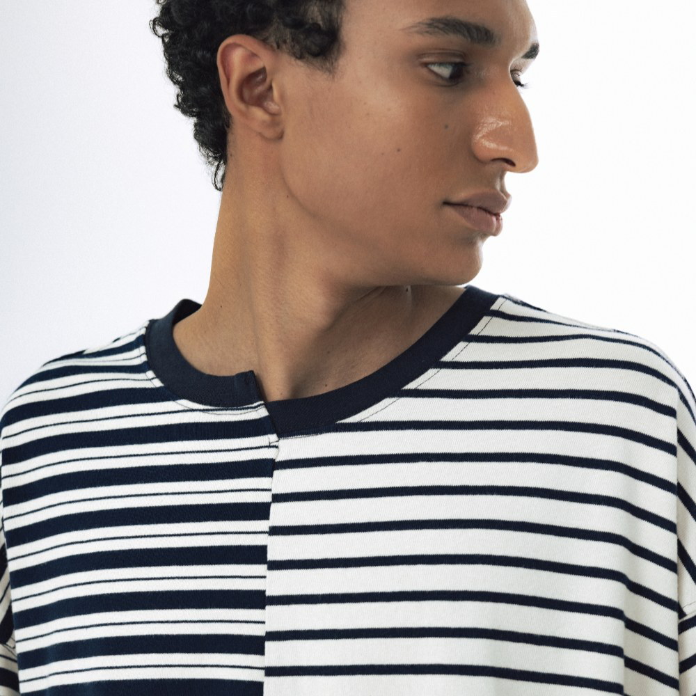 條紋上衣 Unbalanced Stripe Long Sleeve