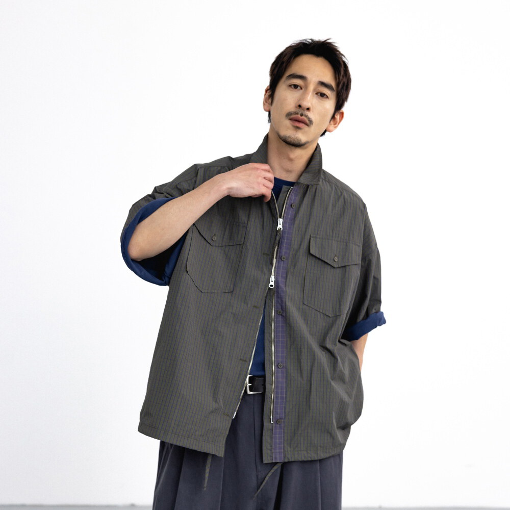 格紋拉鍊襯衫 Check Zip-Up Half Shirt