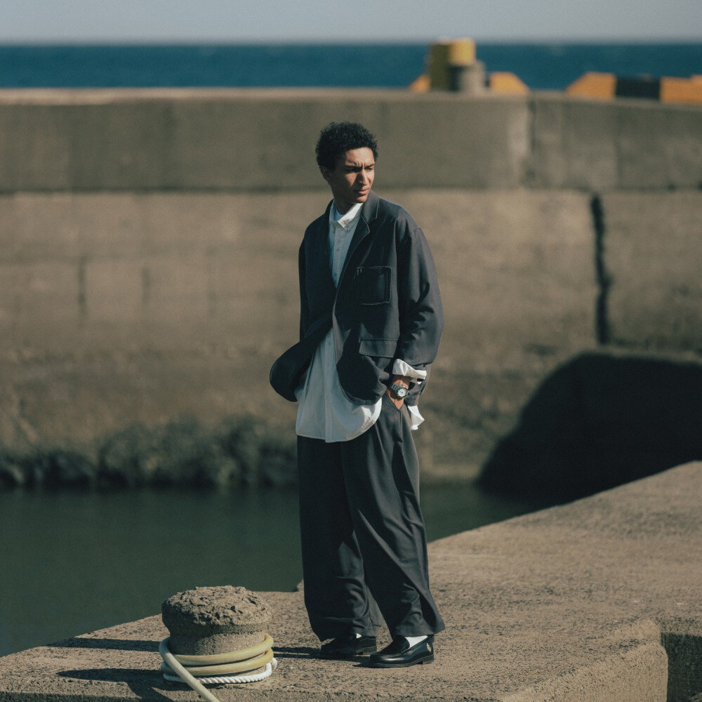 異材質西裝外套 Mix Structured Blazer
