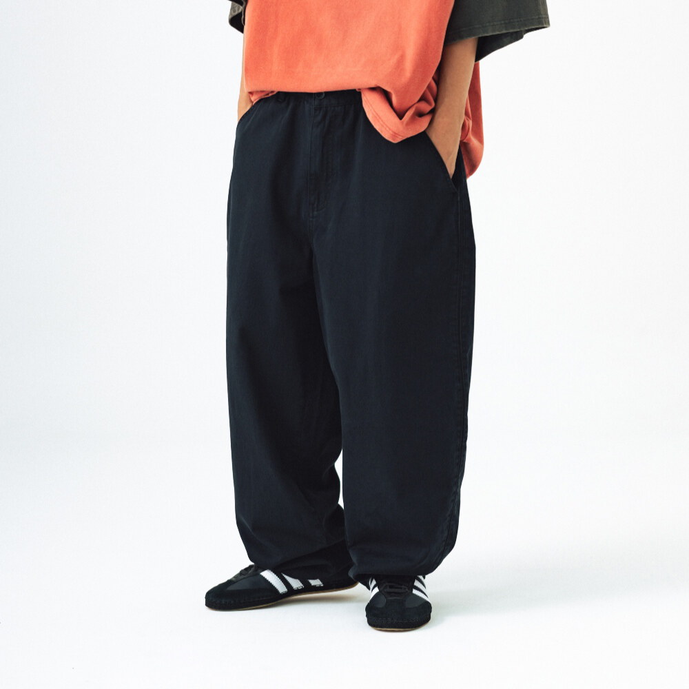 聯名寬鬆斜紋褲 Kracker House Side Line Chino Pants