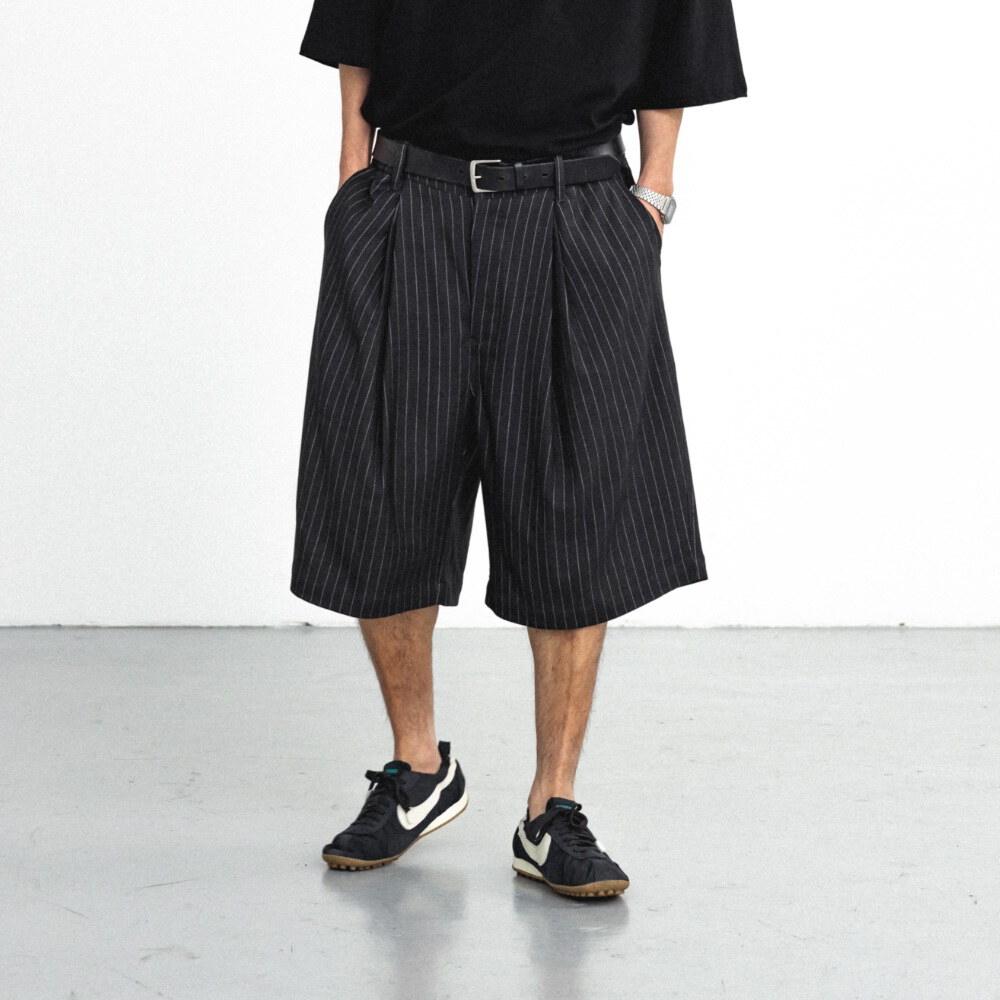 雙打褶休閒短褲 Double Tuck Half Slacks