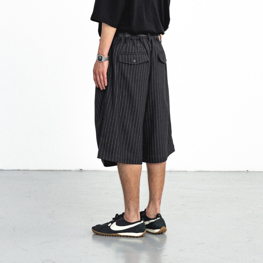 雙打褶休閒短褲 Double Tuck Half Slacks