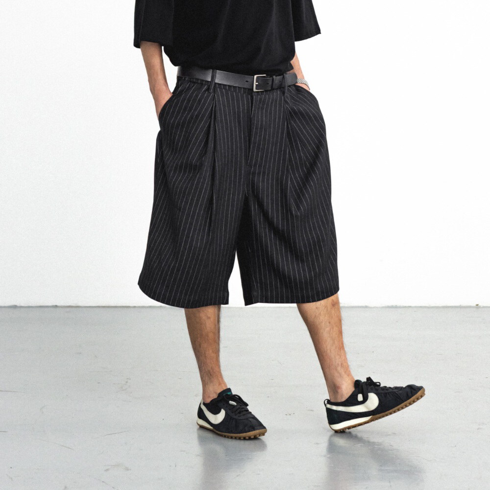 雙打褶休閒短褲 Double Tuck Half Slacks