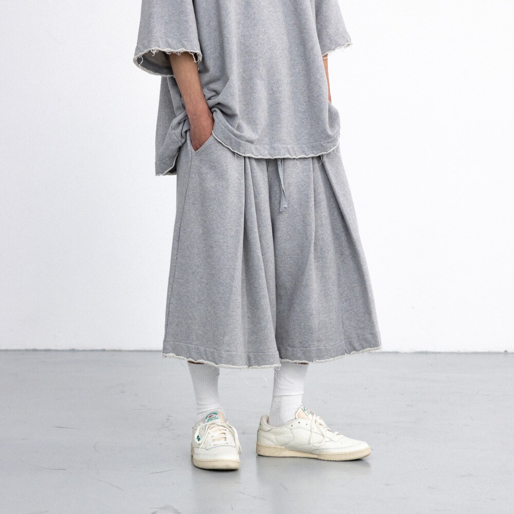 寬鬆休閒短褲 Valley Tuck Sweat Half Pants