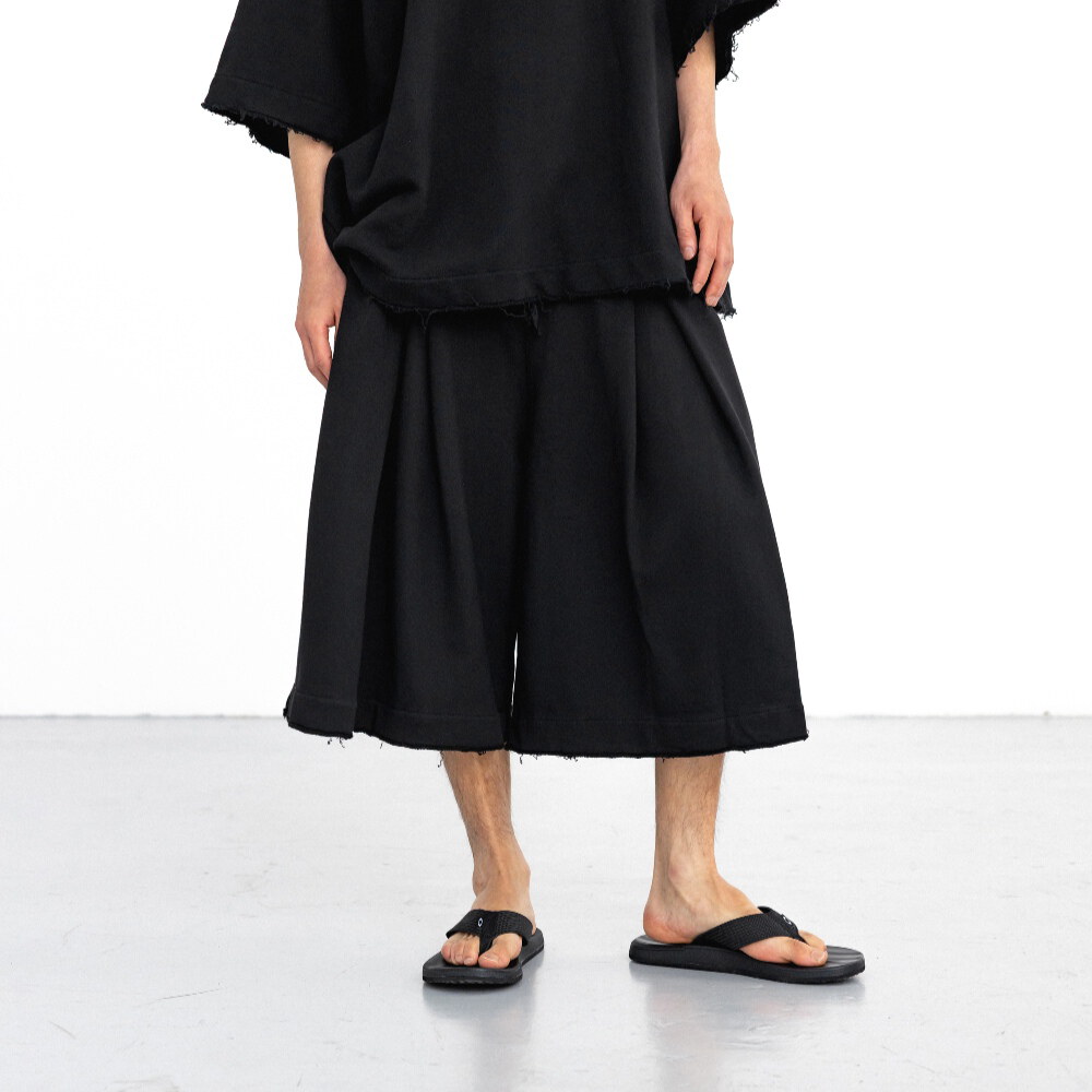 寬鬆休閒短褲 Valley Tuck Sweat Half Pants