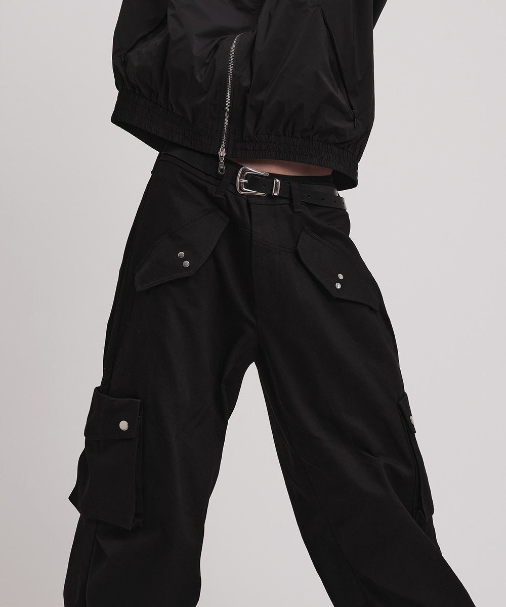 造型口袋工裝褲 Cargo-Pocket Trousers