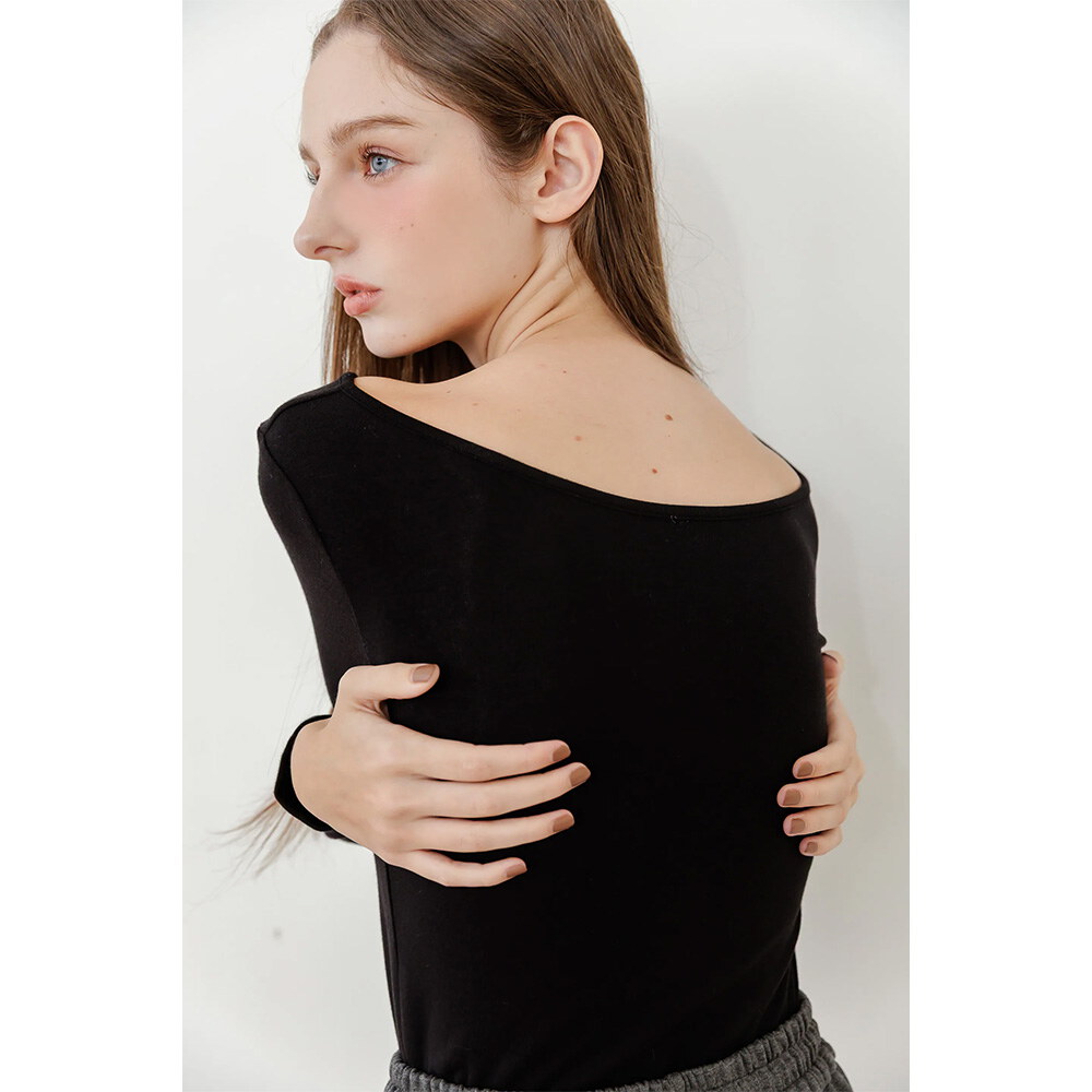 by Bello-雙面穿保暖U領上衣