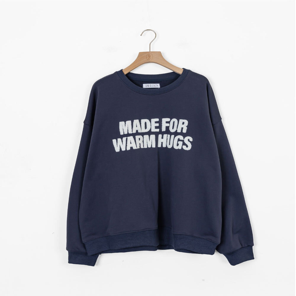 by Bello 毛巾繡抱抱大學TEE