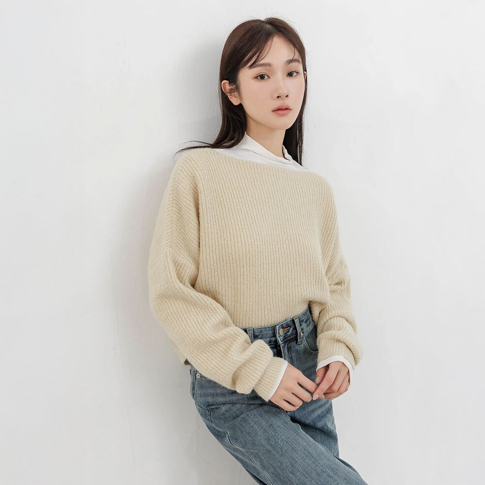 by BB 霧面色調雙面穿針織罩衫