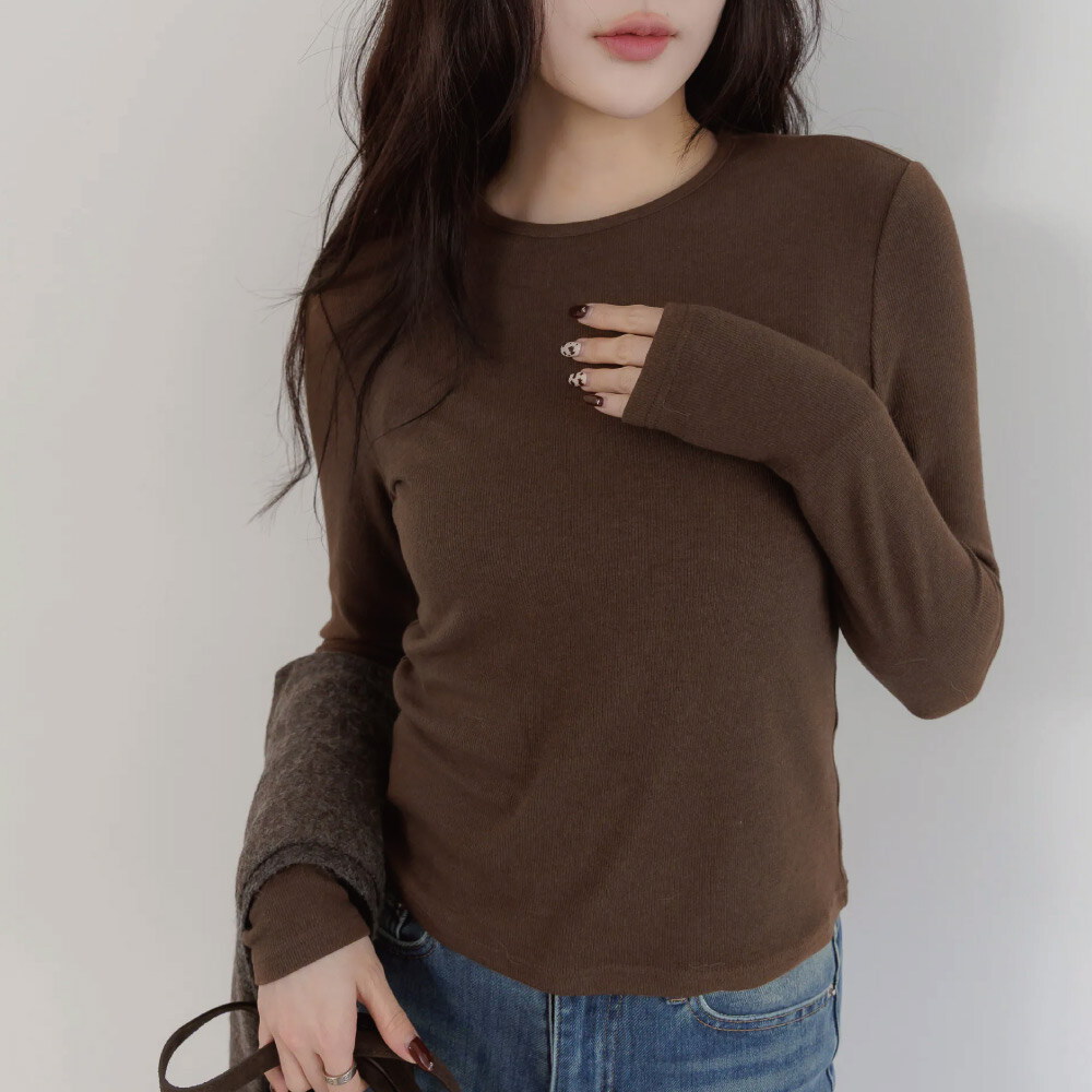 by Bello-親膚合身圓領內搭衣