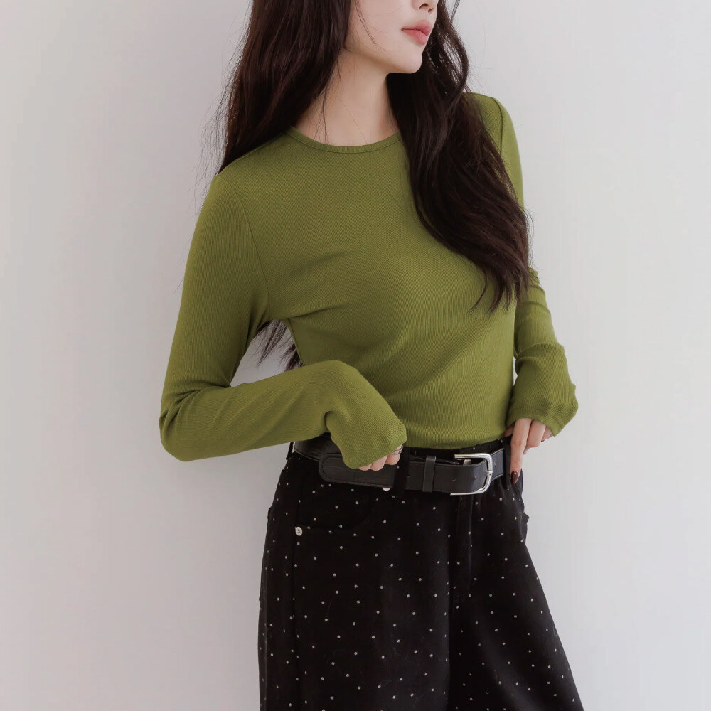 by Bello-親膚合身圓領內搭衣