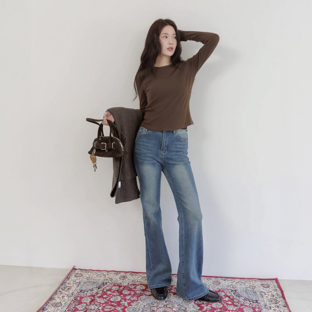 by Bello-親膚合身圓領內搭衣