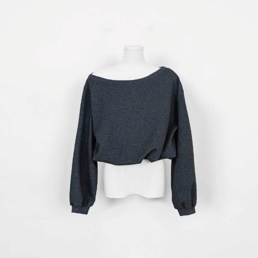 by Bello-雲感花苞斜肩大學TEE