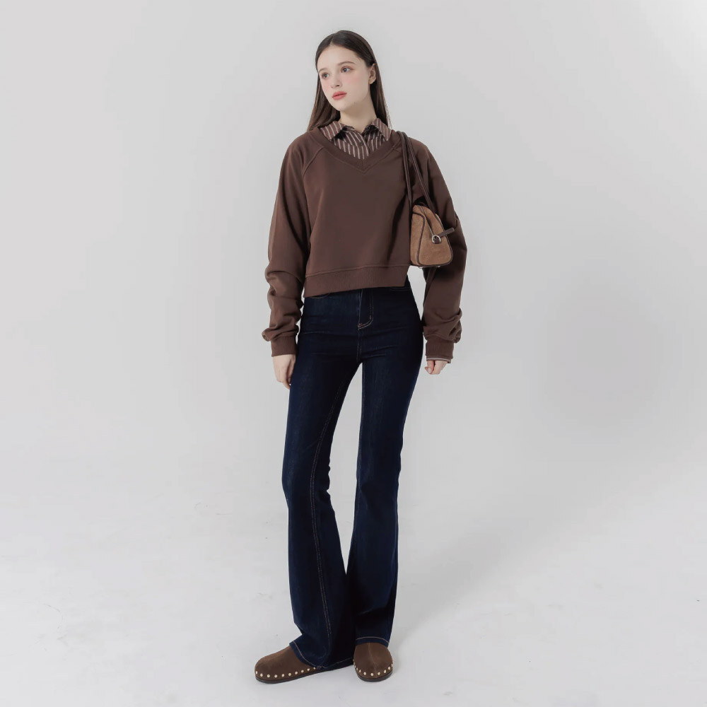 by Bello-V領中短版大學TEE