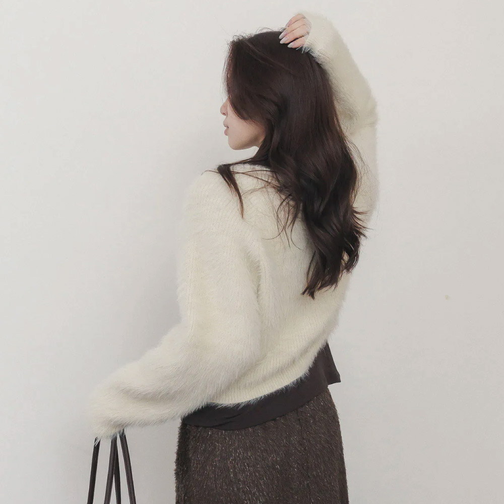 by Bello-仿貂毛QQ毛針織上衣