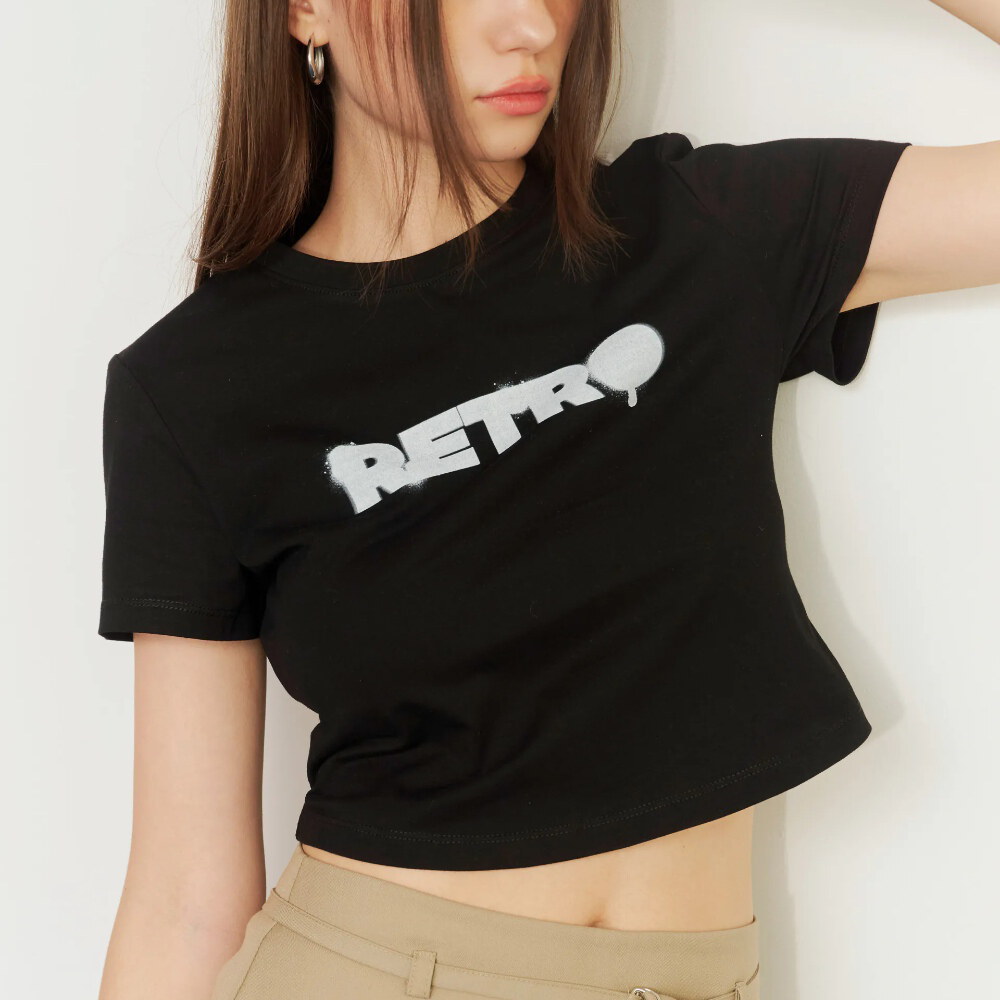 By BB-街頭噴漆字母TEE