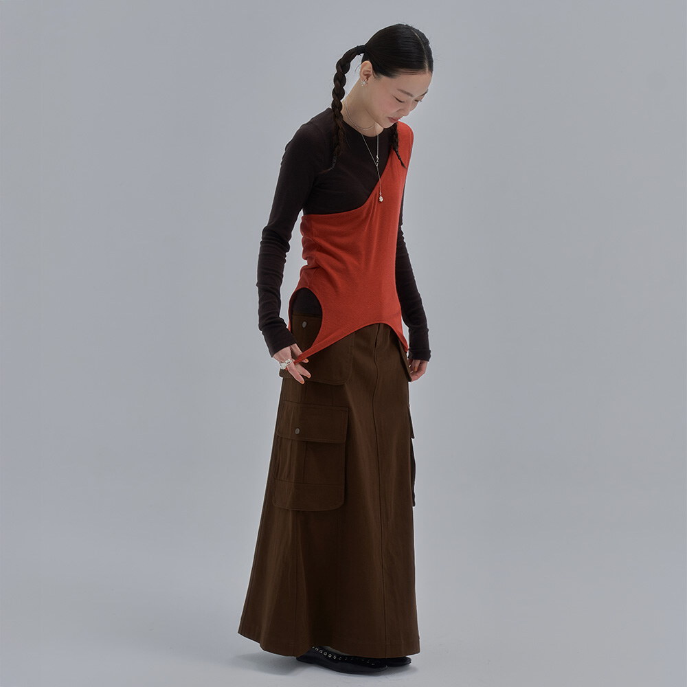 燕麥拿鐵工裝裙