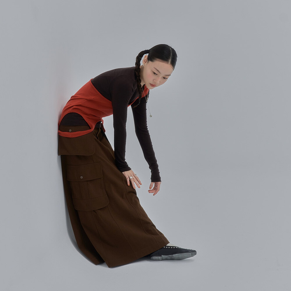 燕麥拿鐵工裝裙