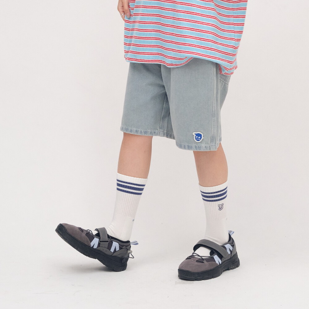 OSAMU GOODS 聯名中筒襪