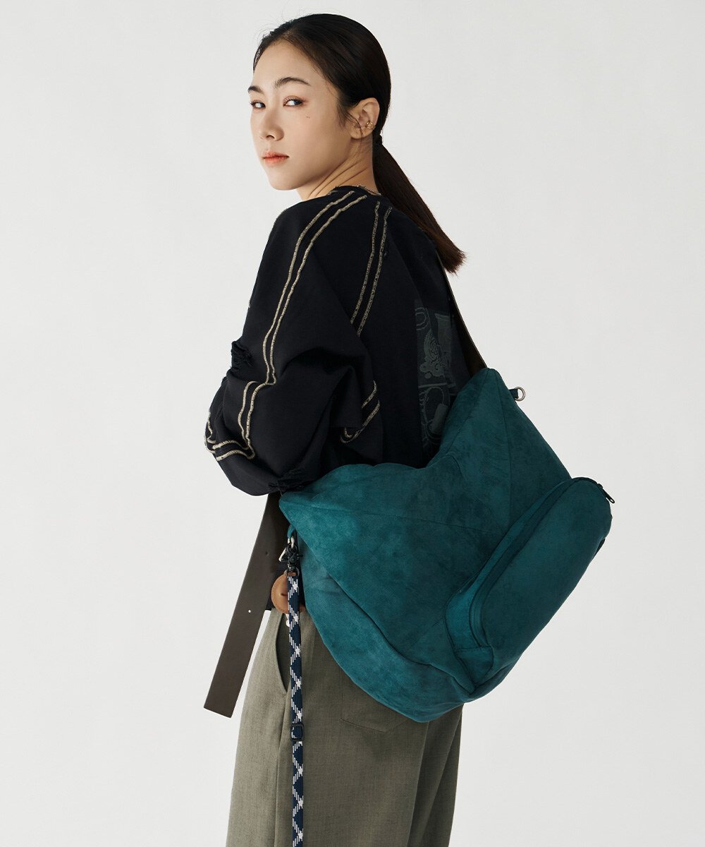 melsign聯名絨面皮感斜跨包