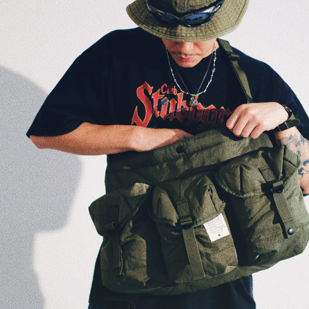 軍風單肩包 Modern Alice Shoulder Bag