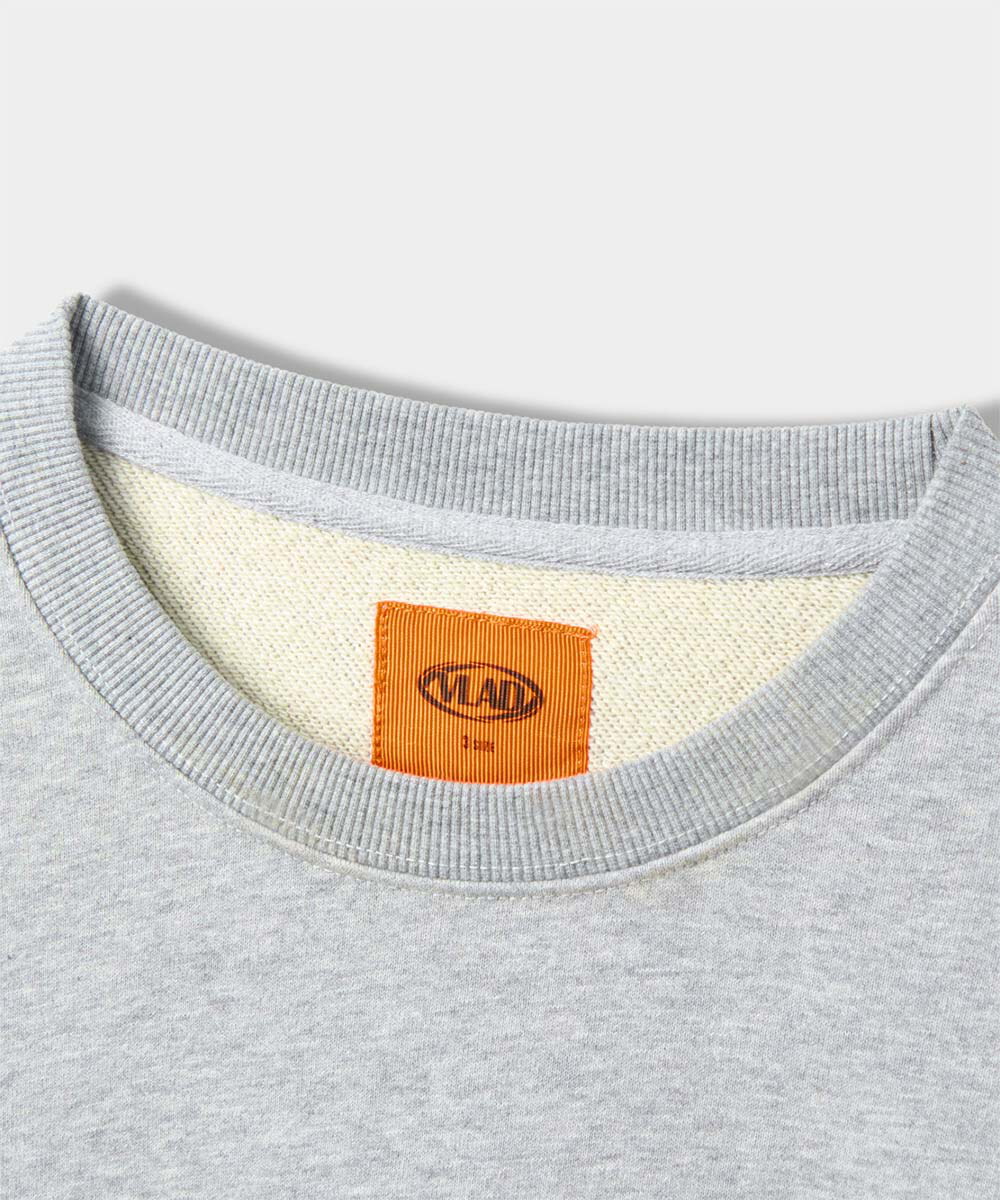 大學TEE  VLAD CUT-OFF APPLIQUE SWEAT SHIRT