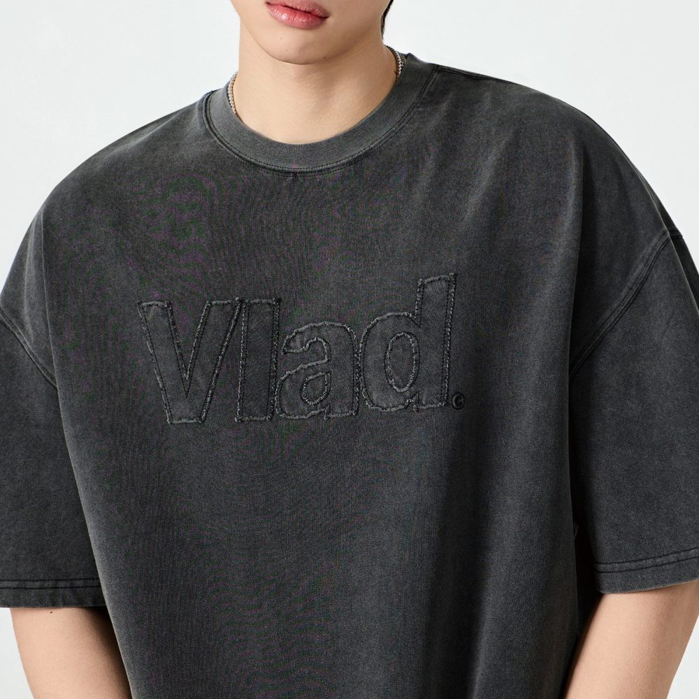 剪裁貼花短TEE VLAD CUT-OFF APPLIQUE SHORT SLEEVE T-SHIRT