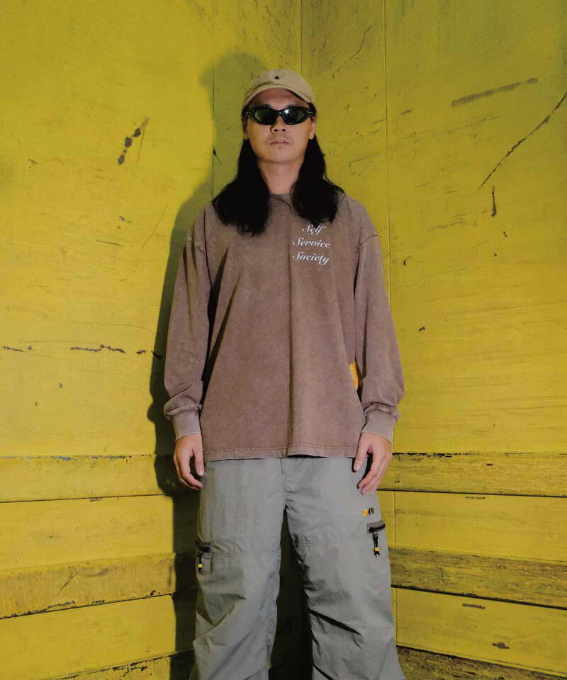 品牌花卉長袖上衣 Brand Logo Flower Tee