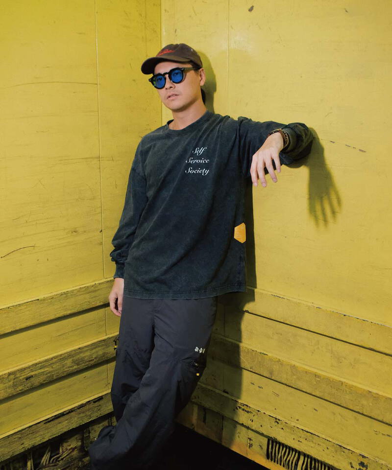 品牌花卉長袖上衣 Brand Logo Flower Tee