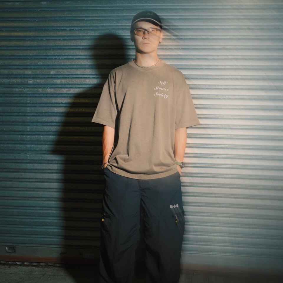 3SB0108-261 品牌花卉短Tee Brand Logo Flower Tee