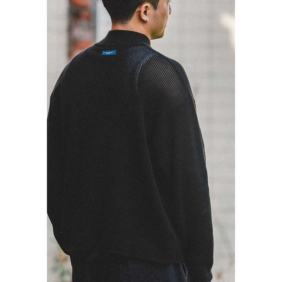高領短版針織毛衣 Mid-Neck Knit Sweater