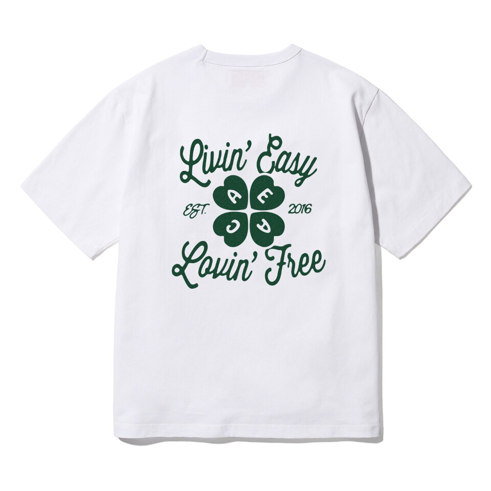 幸運草印花短TEE LOVIN EASY TEE