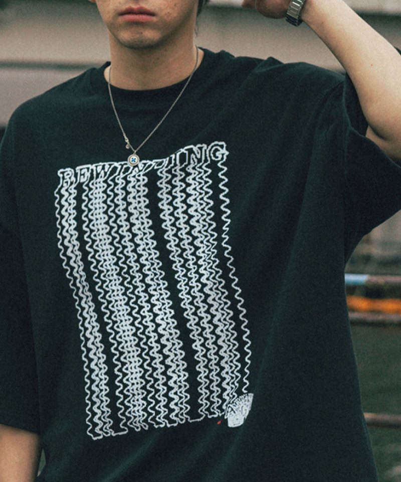 AGL0103-252 落肩圖像Tee Slinky Graphic Half Tee
