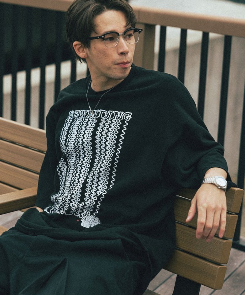 AGL0103-252 落肩圖像Tee Slinky Graphic Half Tee