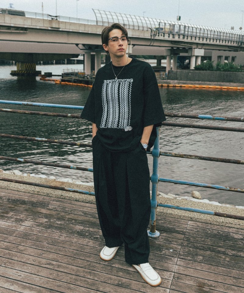 AGL0103-252 落肩圖像Tee Slinky Graphic Half Tee