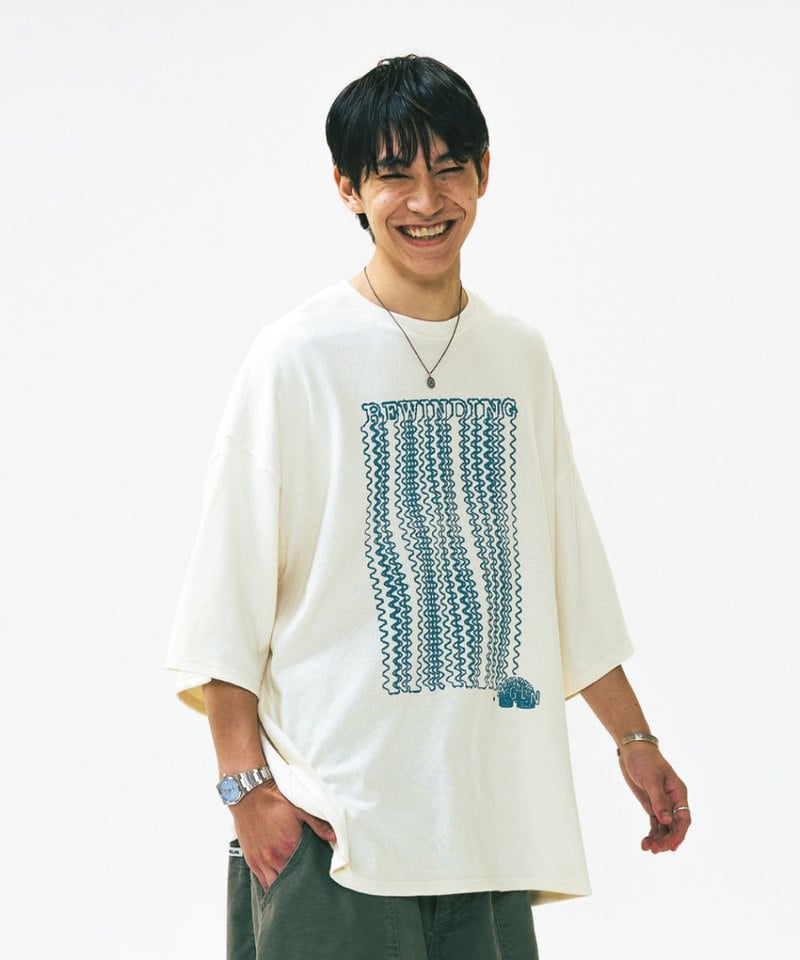 AGL0103-252 落肩圖像Tee Slinky Graphic Half Tee