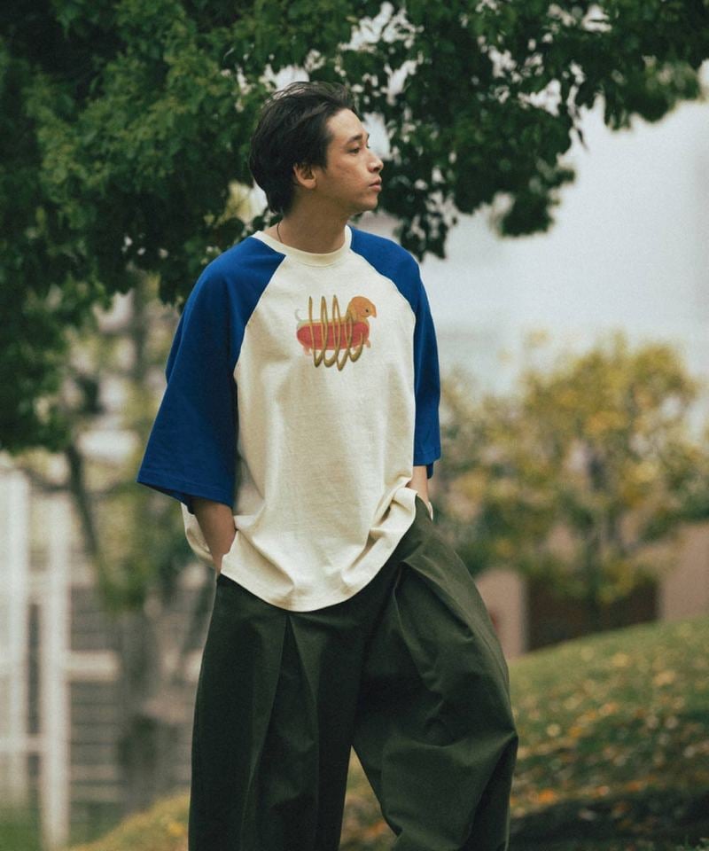 AGL0106-252 趣味插畫短Tee Hotdog Graphic Raglan Half Tee