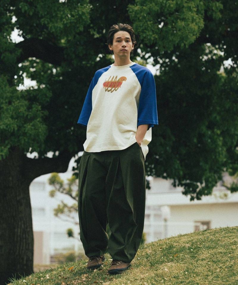 AGL0106-252 趣味插畫短Tee Hotdog Graphic Raglan Half Tee