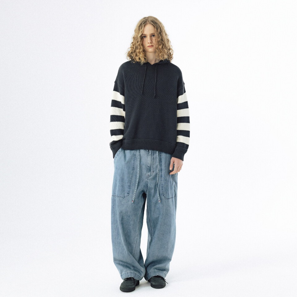 針織連帽上衣 Striped Knit Hoodie