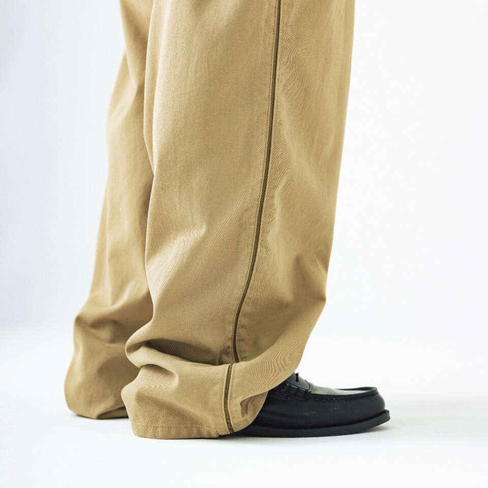 聯名寬鬆斜紋褲 Kracker House Side Line Chino Pants