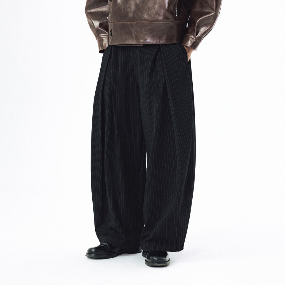 AGL1620-262 條紋打褶長褲 Overlapping Pleat Striped Trousers