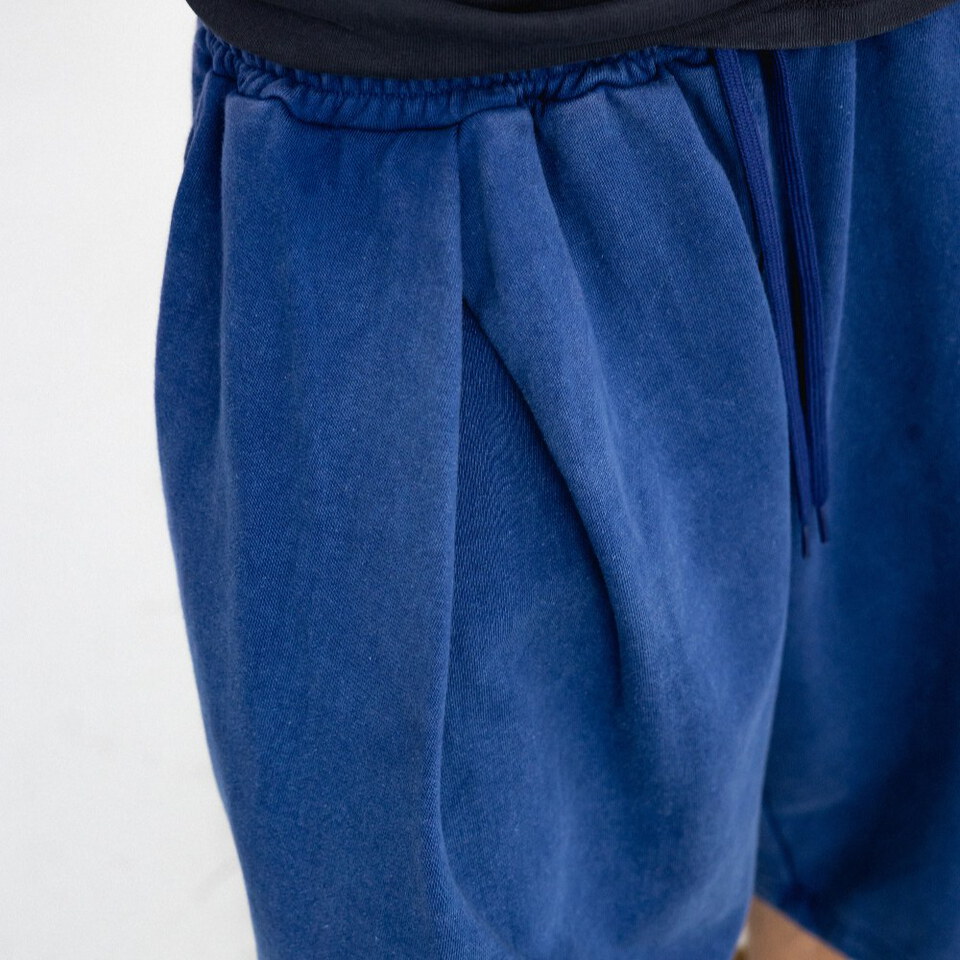 打褶休閒短褲 Cross Pleated Sweat Shorts