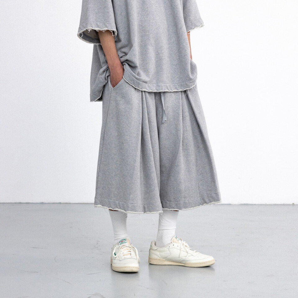 寬鬆休閒短褲 Valley Tuck Sweat Half Pants