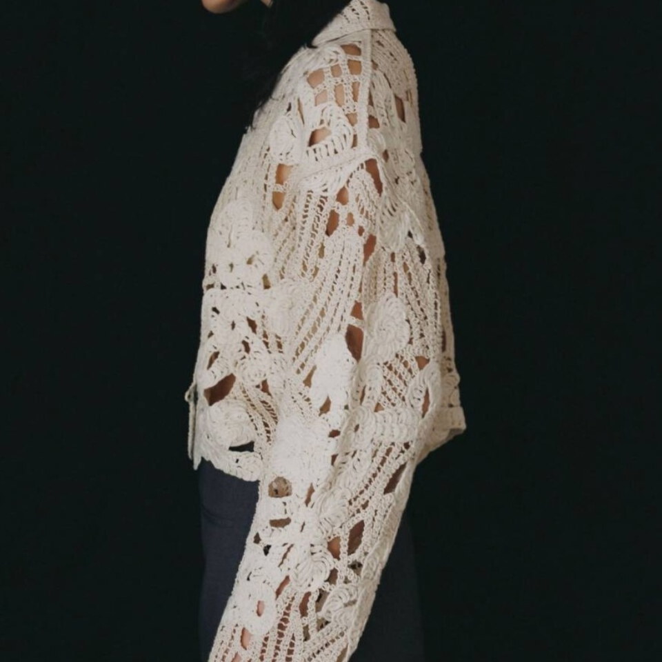 鏤空蕾絲襯衫 Embroidery Over Shirts